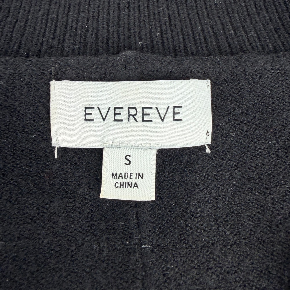 EVEREVE Black V-Neck Knit Pullover Sweater Raised Shoulder Detail Small Slouchy - Picture 6 of 6